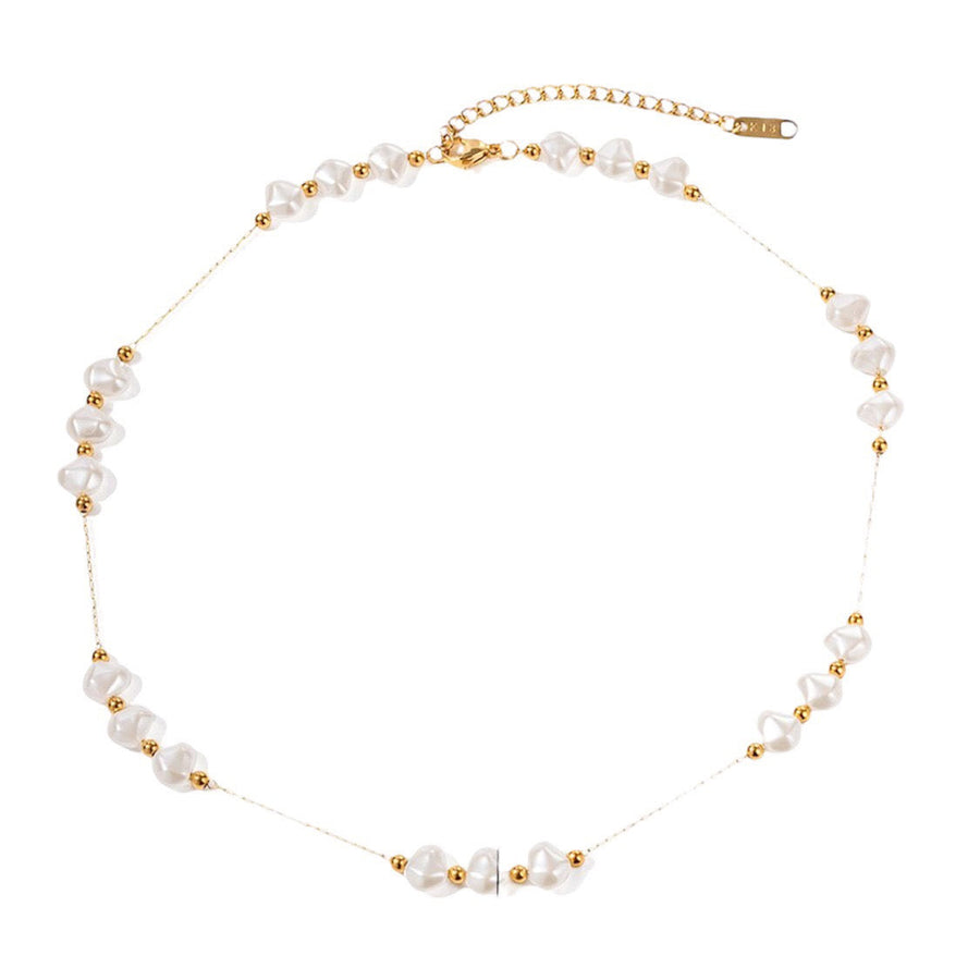 Hanna Pearl Necklace